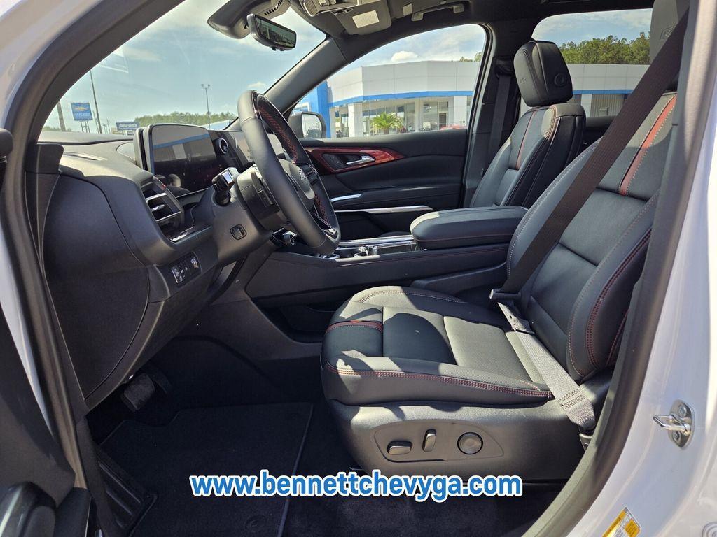 new 2026 Chevrolet Traverse car, priced at $59,930