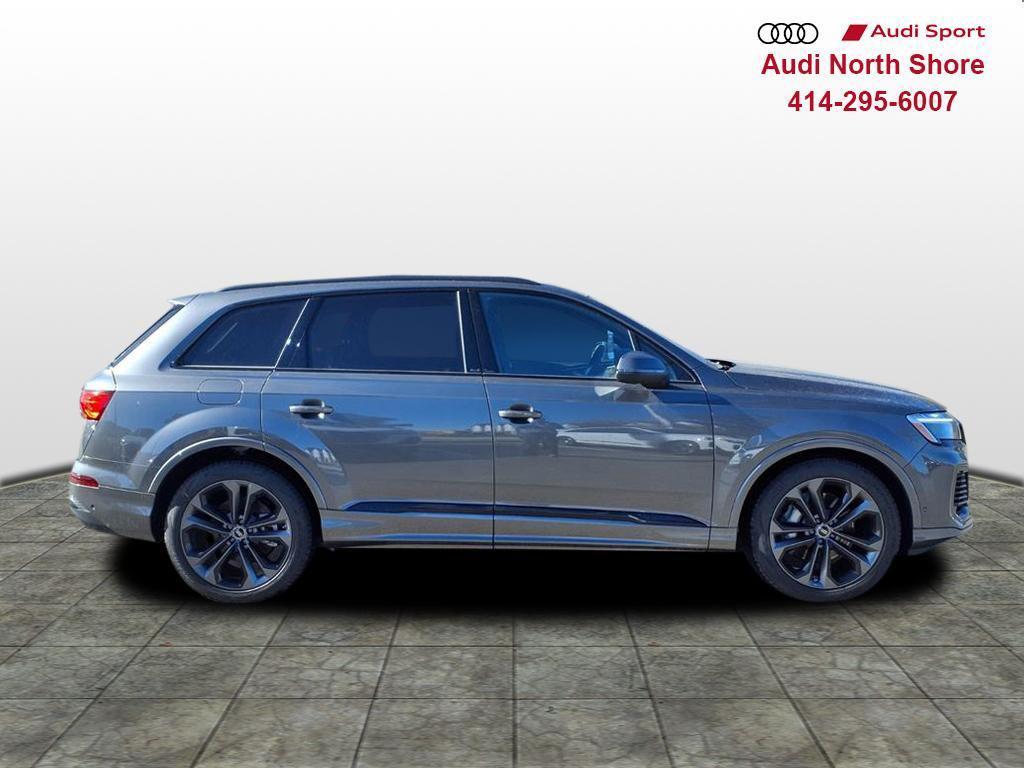 new 2026 Audi Q7 car, priced at $79,005