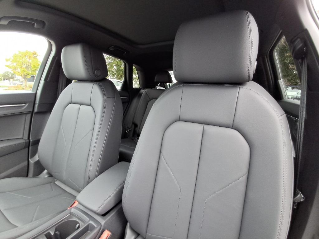 new 2025 Audi Q3 car, priced at $44,025