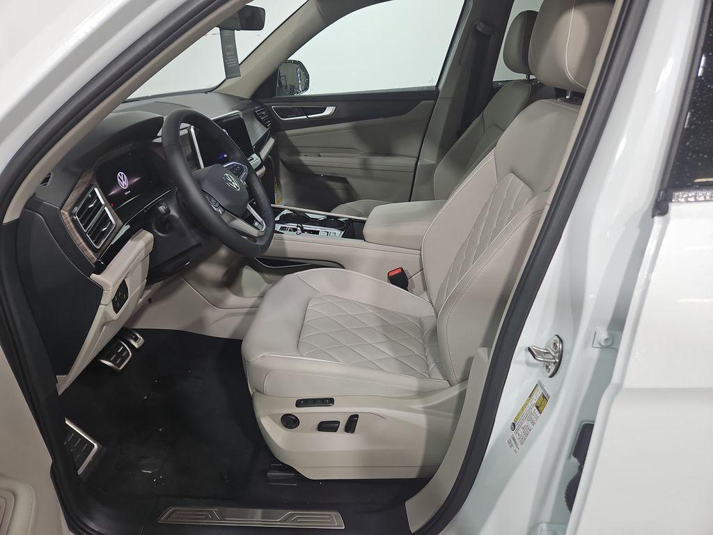 new 2026 Volkswagen Atlas car, priced at $52,064