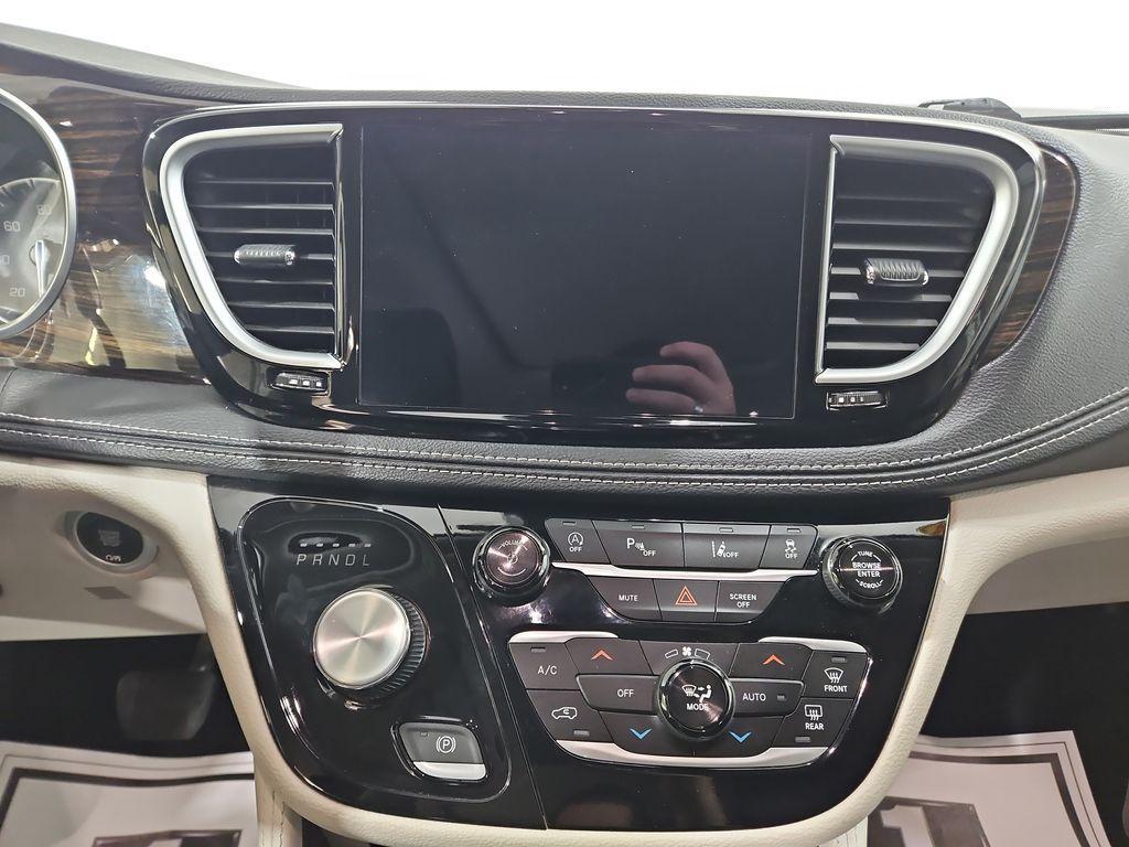 used 2024 Chrysler Pacifica car, priced at $31,188
