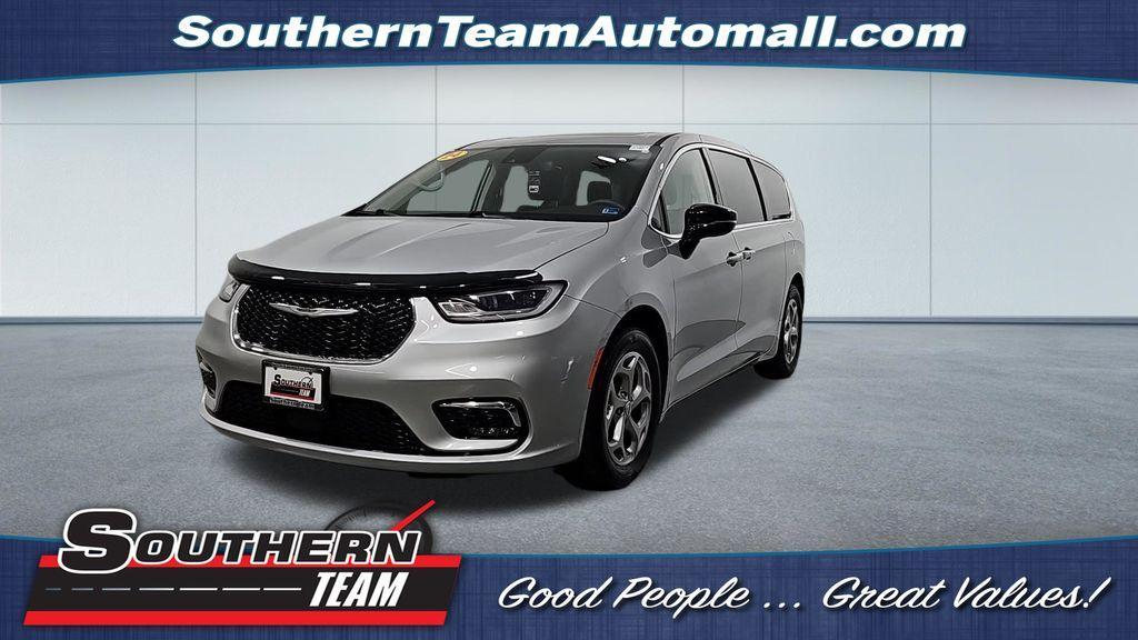 used 2024 Chrysler Pacifica car, priced at $31,188