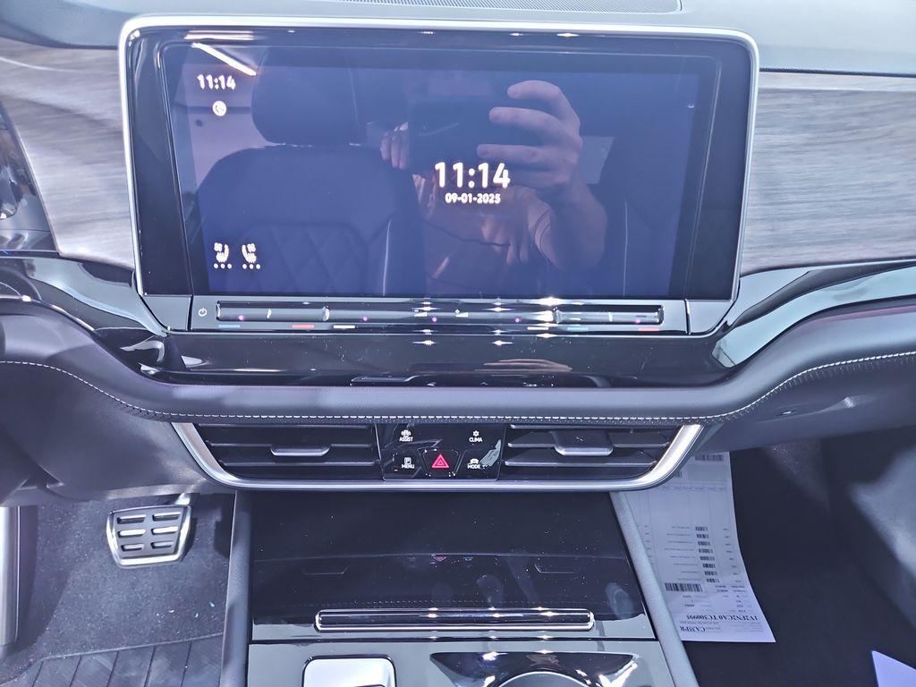 new 2026 Volkswagen Atlas car, priced at $52,831