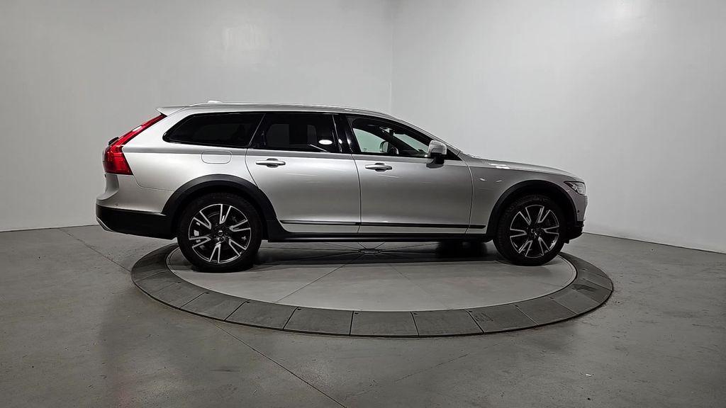 used 2017 Volvo V90 Cross Country car, priced at $19,200
