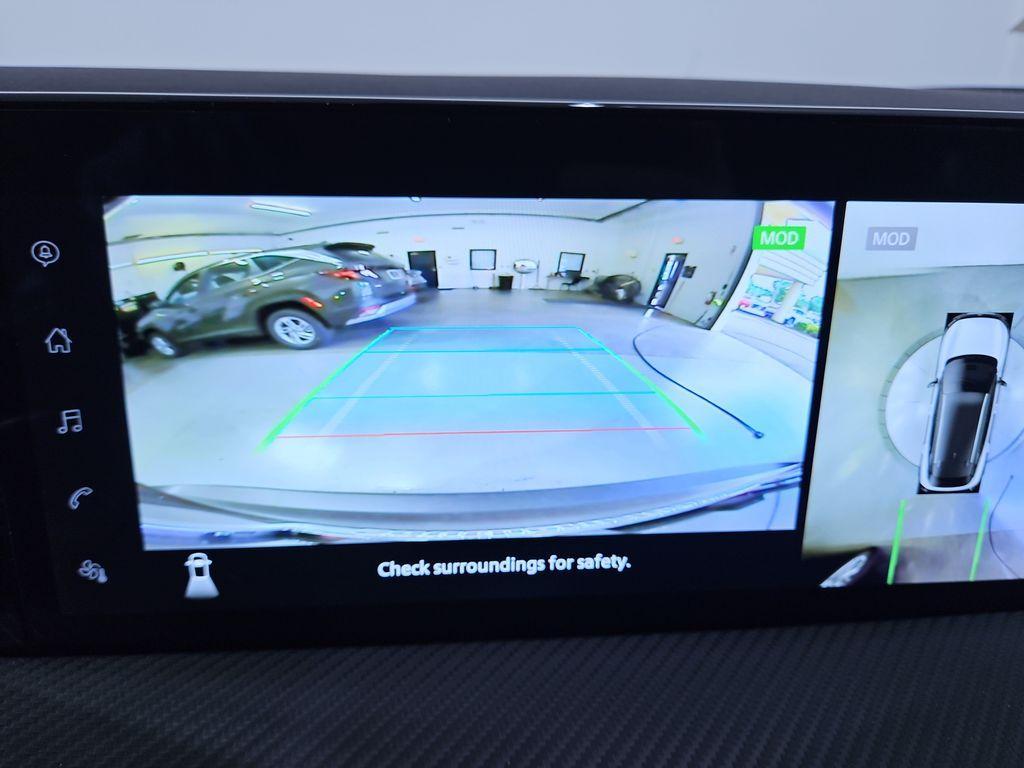 new 2025 Nissan Kicks car, priced at $27,568