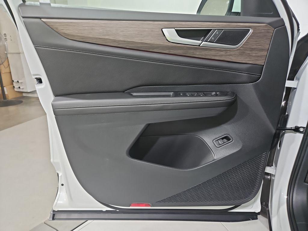 new 2026 Volkswagen Atlas car, priced at $48,840