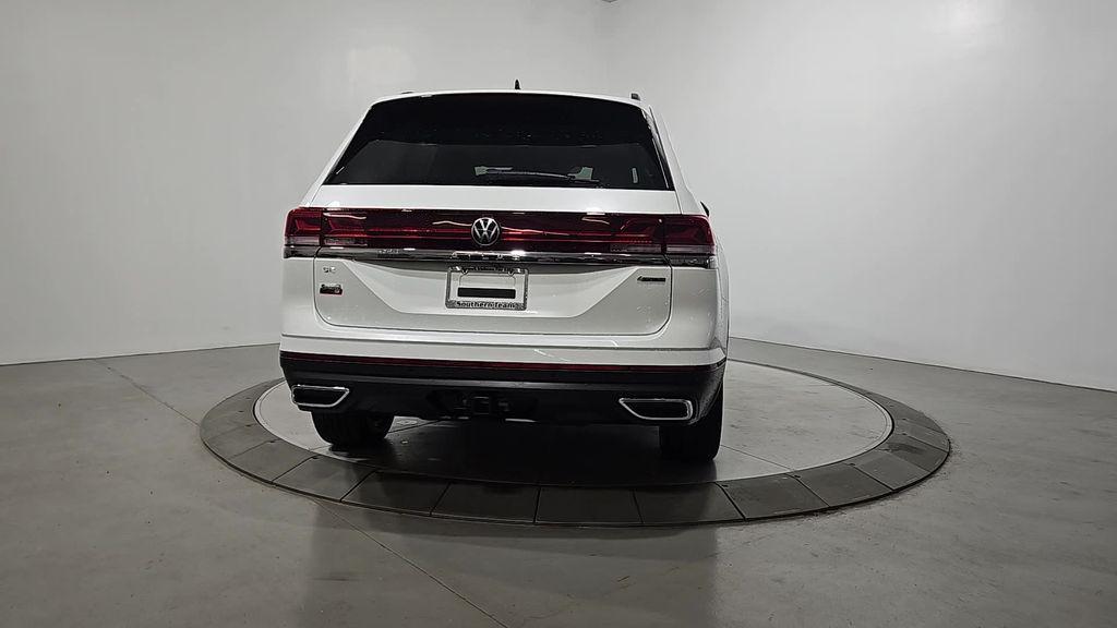 new 2026 Volkswagen Atlas car, priced at $44,341