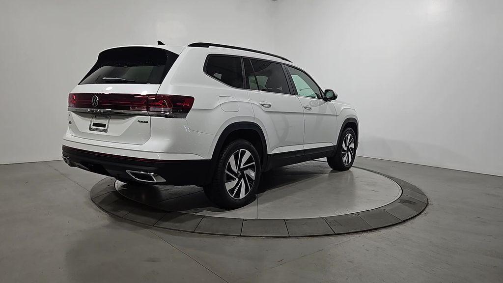 new 2026 Volkswagen Atlas car, priced at $44,341