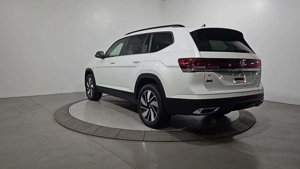 new 2026 Volkswagen Atlas car, priced at $44,341