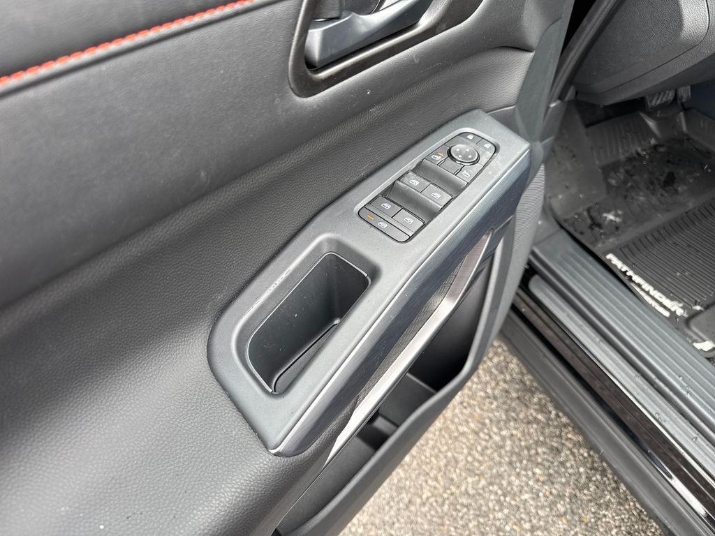 new 2026 Nissan Pathfinder car, priced at $42,257