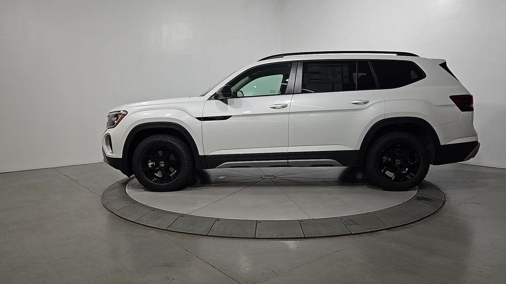 new 2026 Volkswagen Atlas car, priced at $45,134
