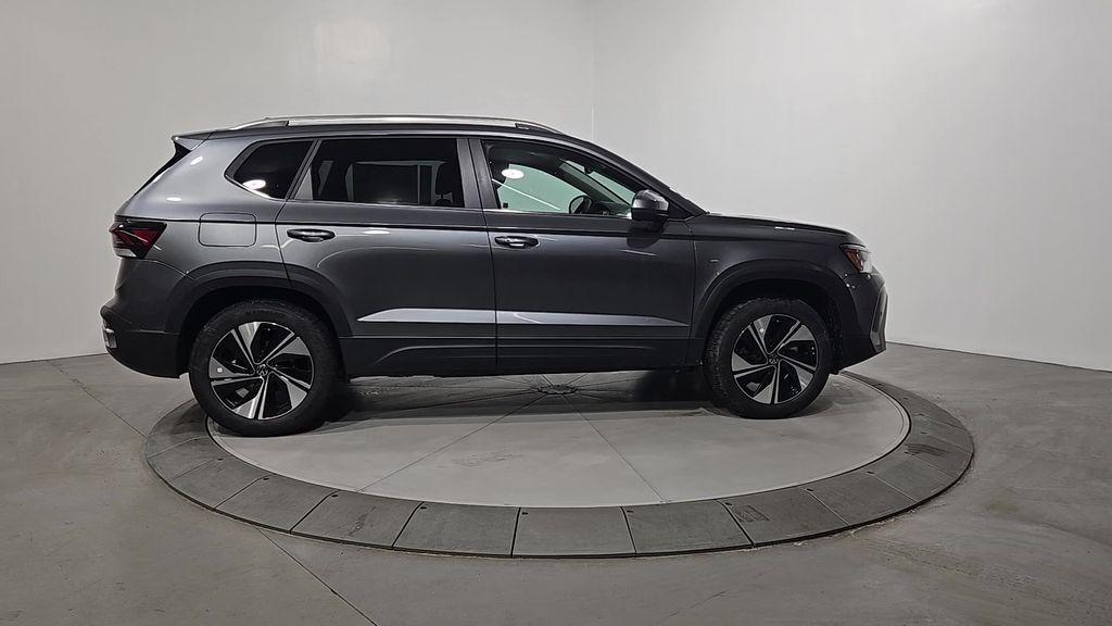 new 2026 Volkswagen Taos car, priced at $34,141