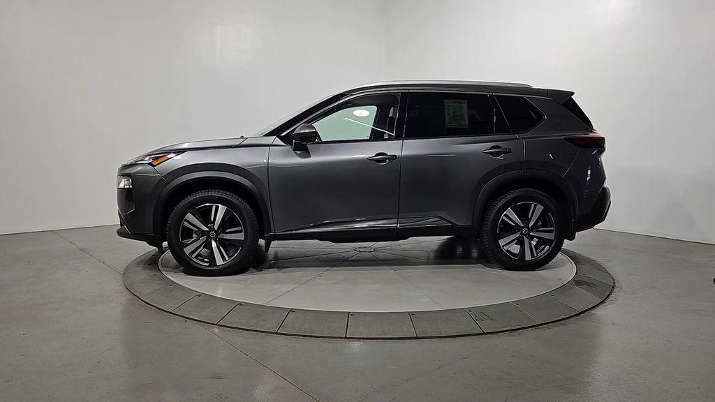 used 2021 Nissan Rogue car, priced at $25,256