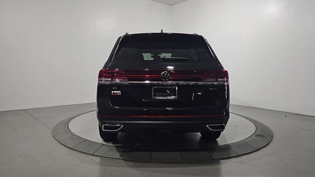 new 2026 Volkswagen Atlas car, priced at $39,233