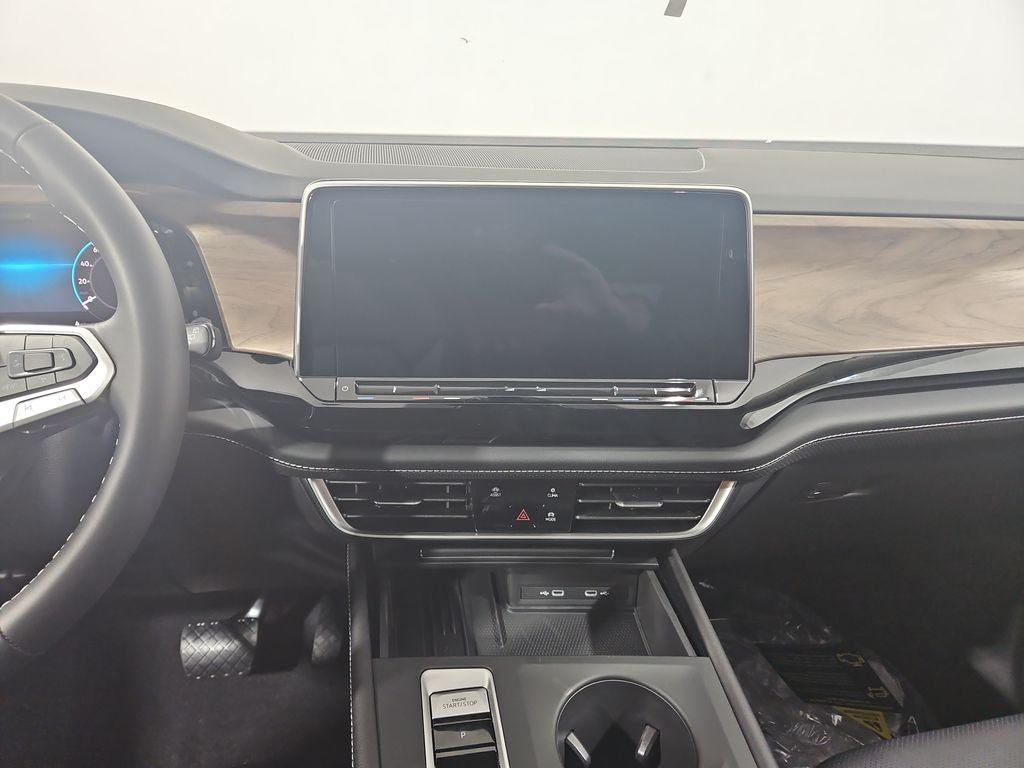 new 2026 Volkswagen Atlas car, priced at $39,233