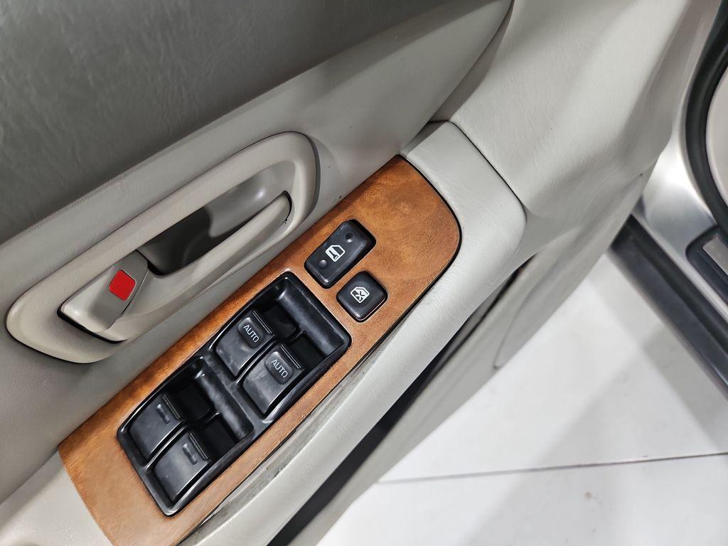 used 2000 Lexus ES 300 car, priced at $8,994