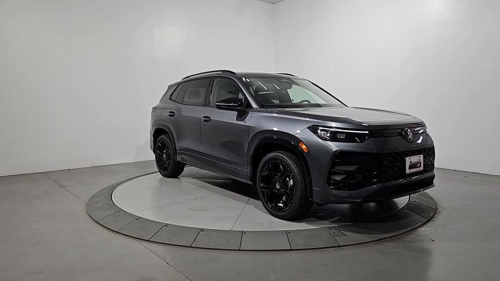 new 2026 Volkswagen Tiguan car, priced at $38,939