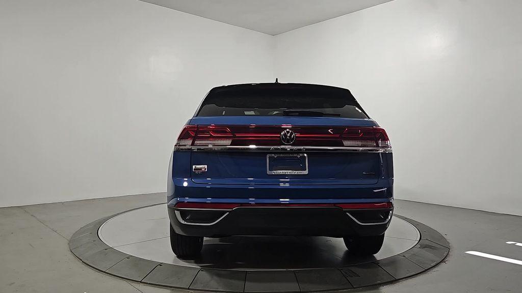 new 2025 Volkswagen Atlas Cross Sport car, priced at $35,099