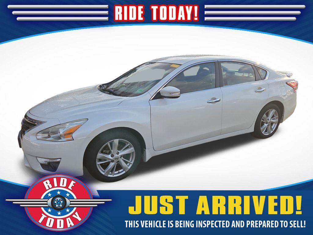 used 2013 Nissan Altima car, priced at $7,575