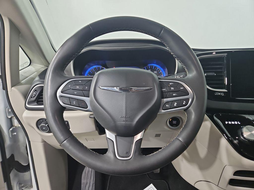 used 2023 Chrysler Pacifica car, priced at $24,797