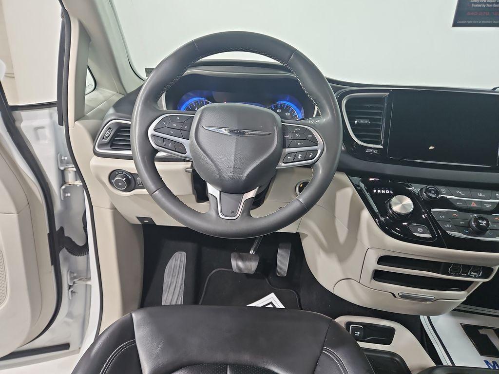 used 2023 Chrysler Pacifica car, priced at $24,797