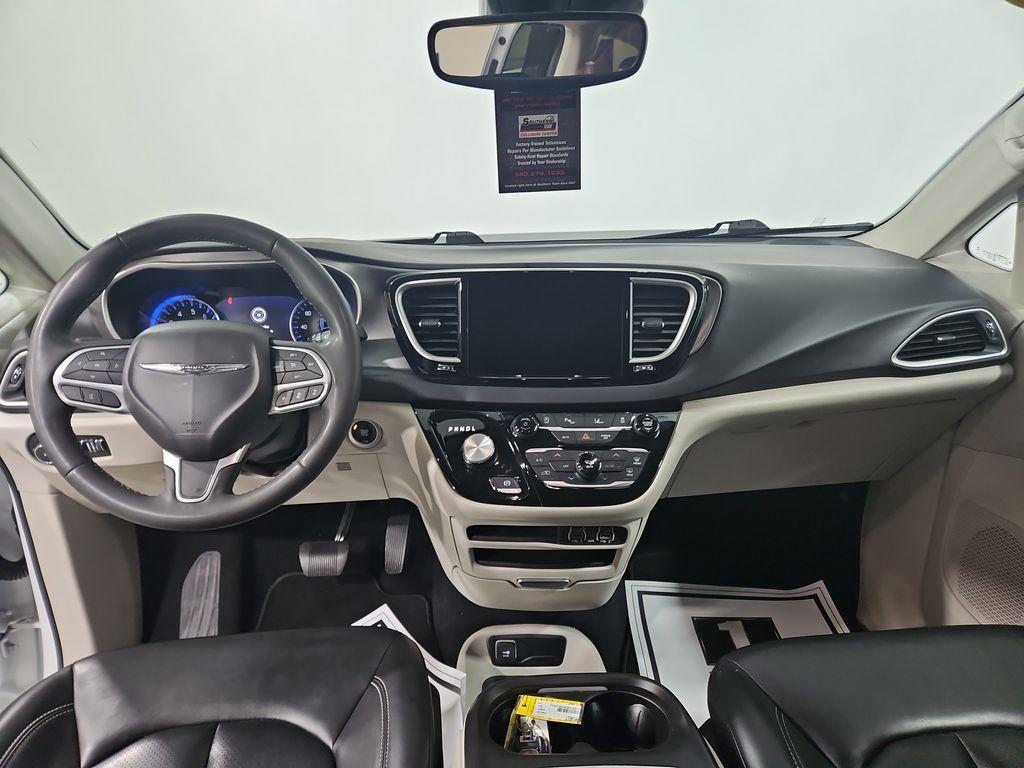 used 2023 Chrysler Pacifica car, priced at $24,797