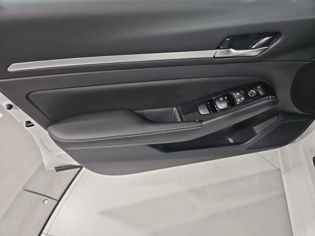 new 2025 Nissan Altima car, priced at $30,884