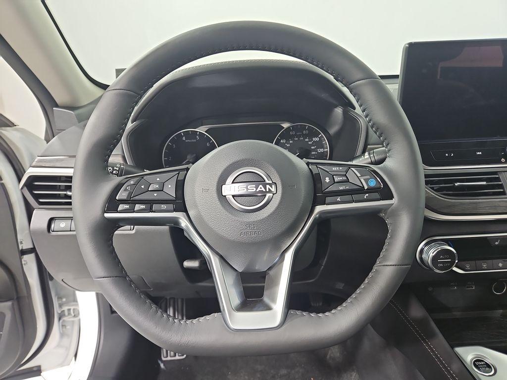 new 2025 Nissan Altima car, priced at $30,884