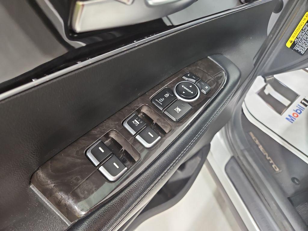 used 2017 Kia Sorento car, priced at $10,995