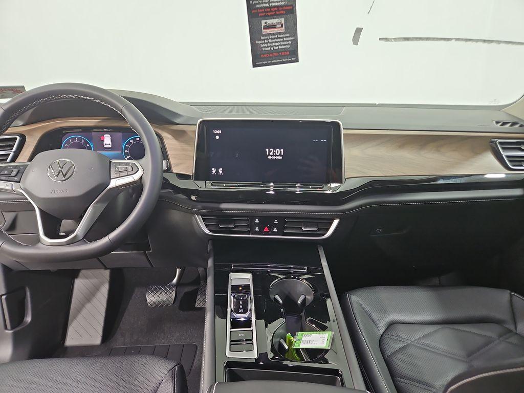 new 2026 Volkswagen Atlas car, priced at $43,821