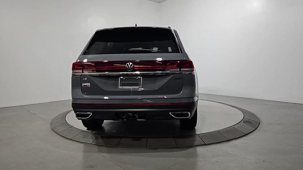 new 2026 Volkswagen Atlas car, priced at $44,853