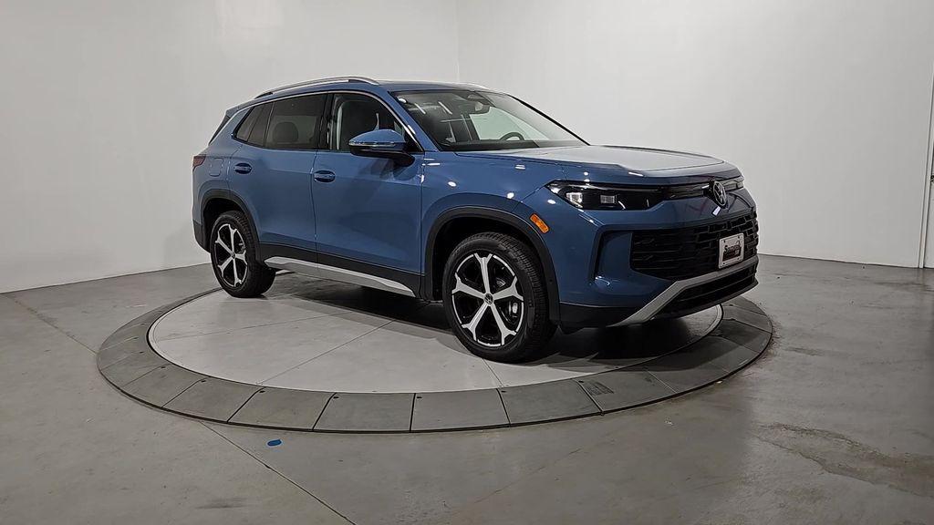 new 2026 Volkswagen Tiguan car, priced at $37,171