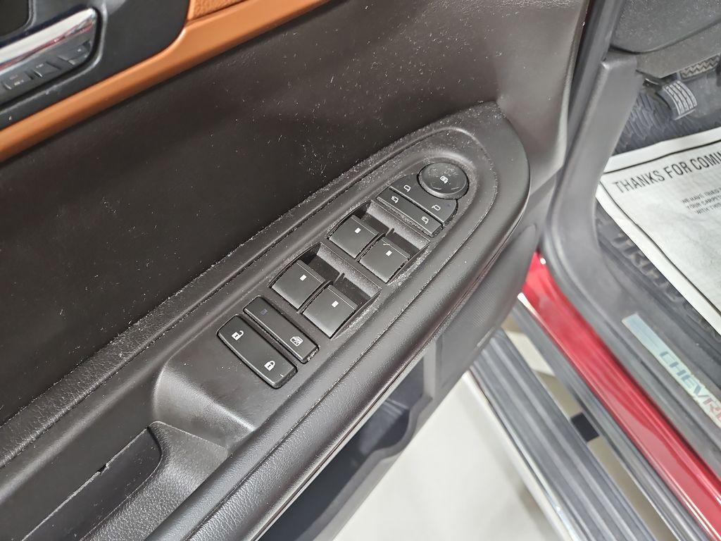 used 2017 Chevrolet Traverse car, priced at $11,904