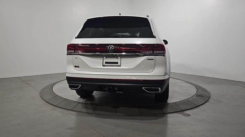 new 2026 Volkswagen Atlas car, priced at $45,899