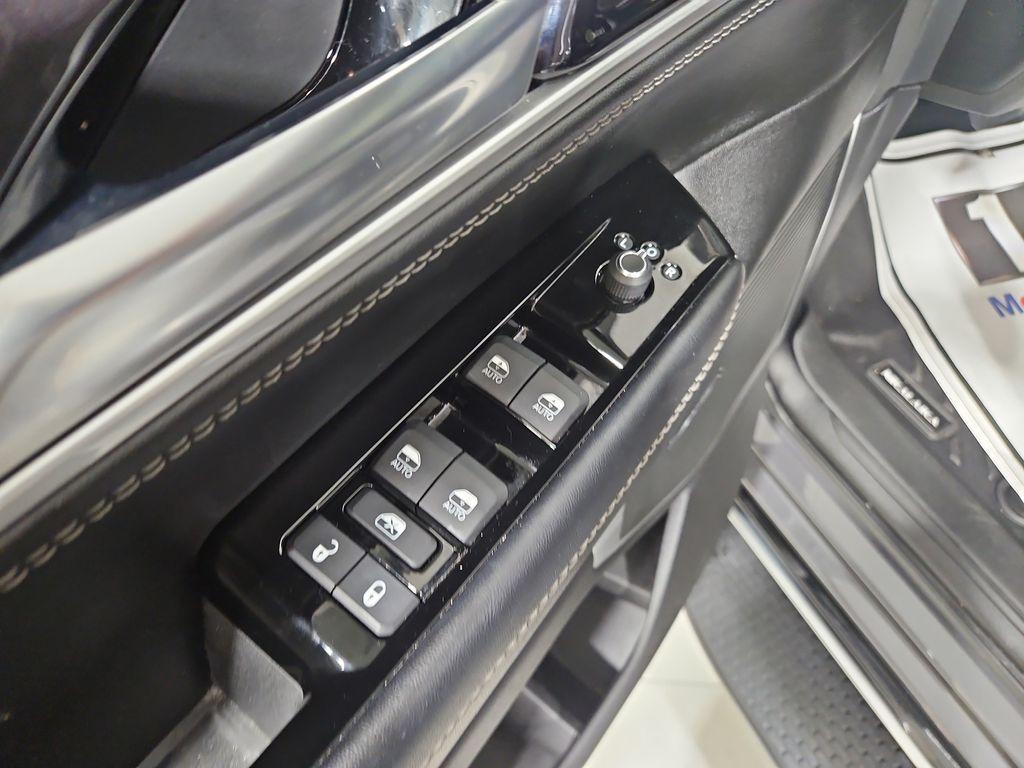 used 2023 Jeep Wagoneer car, priced at $45,968