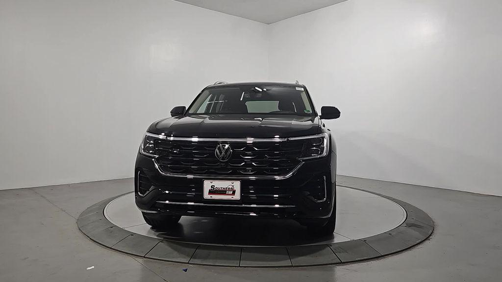 new 2026 Volkswagen Atlas car, priced at $52,399