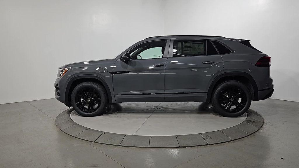 new 2026 Volkswagen Atlas Cross Sport car, priced at $47,801