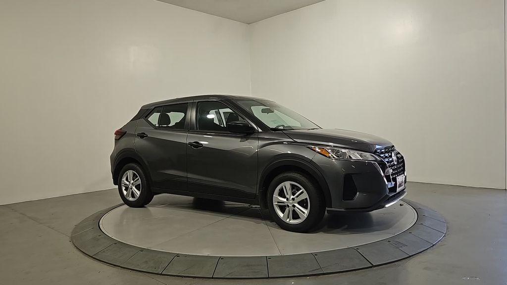 new 2025 Nissan Kicks Play car, priced at $21,757