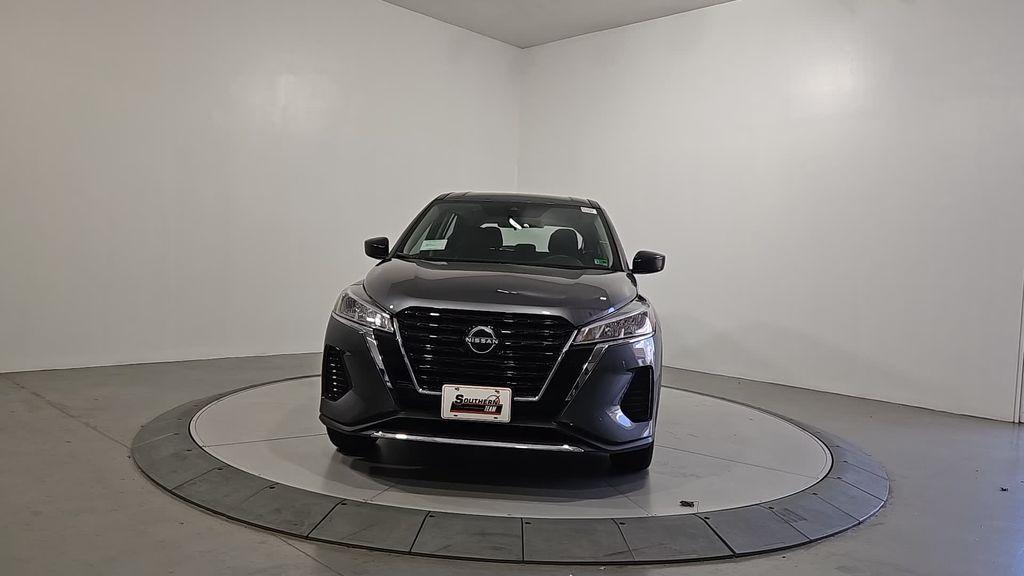 new 2025 Nissan Kicks Play car, priced at $21,757