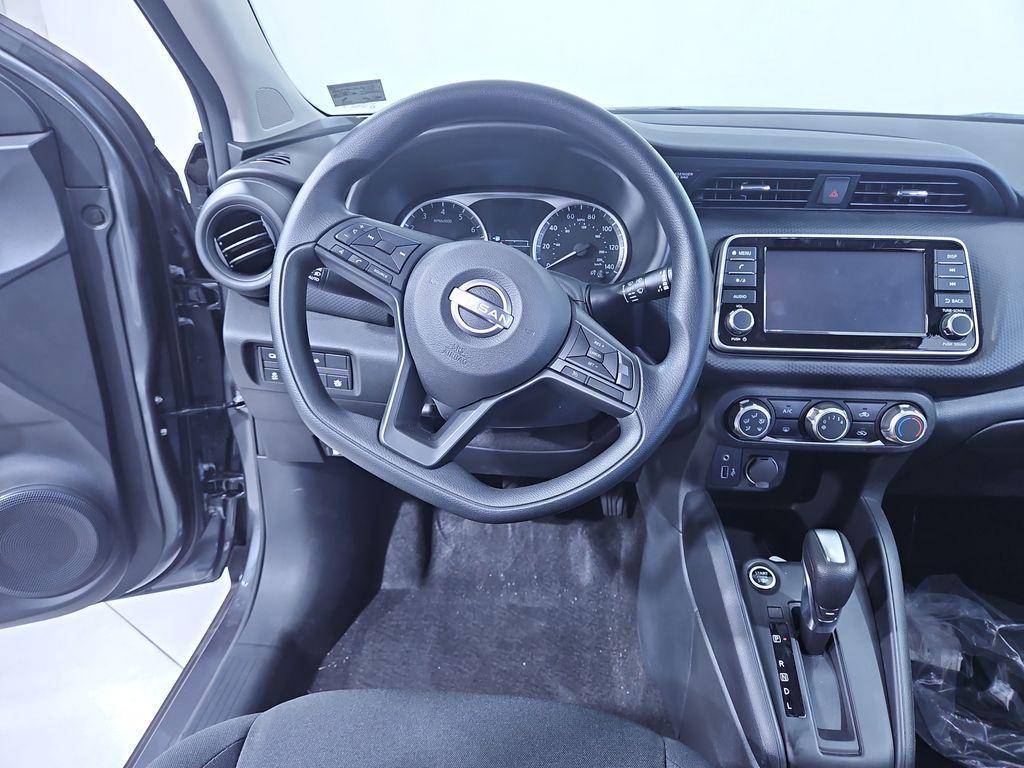 new 2025 Nissan Kicks Play car, priced at $21,757