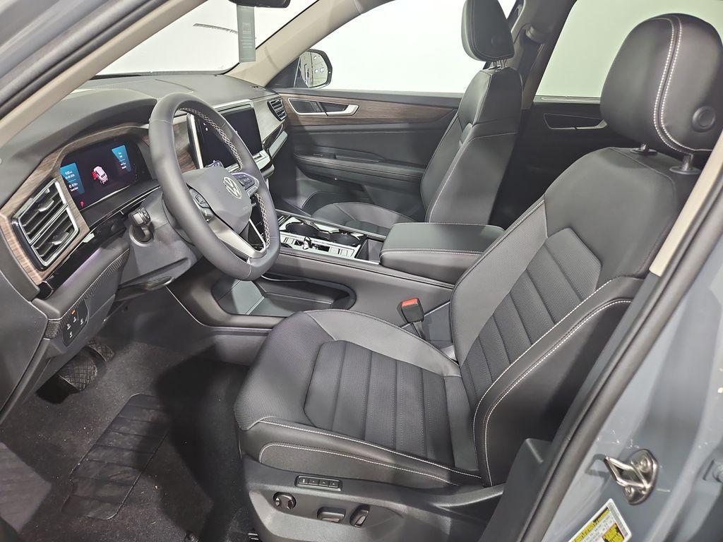 new 2026 Volkswagen Atlas car, priced at $47,817