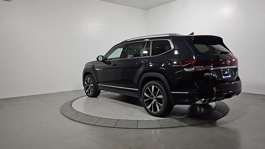 new 2026 Volkswagen Atlas car, priced at $51,801