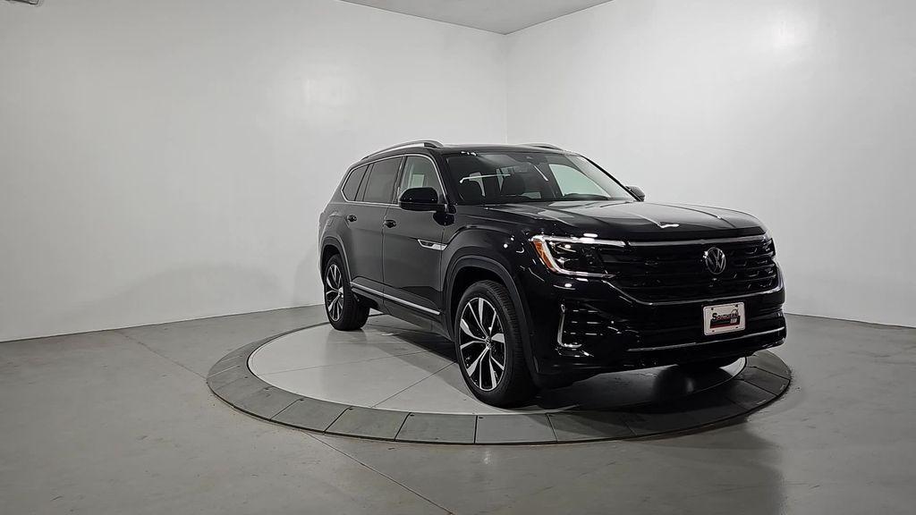 new 2026 Volkswagen Atlas car, priced at $51,801