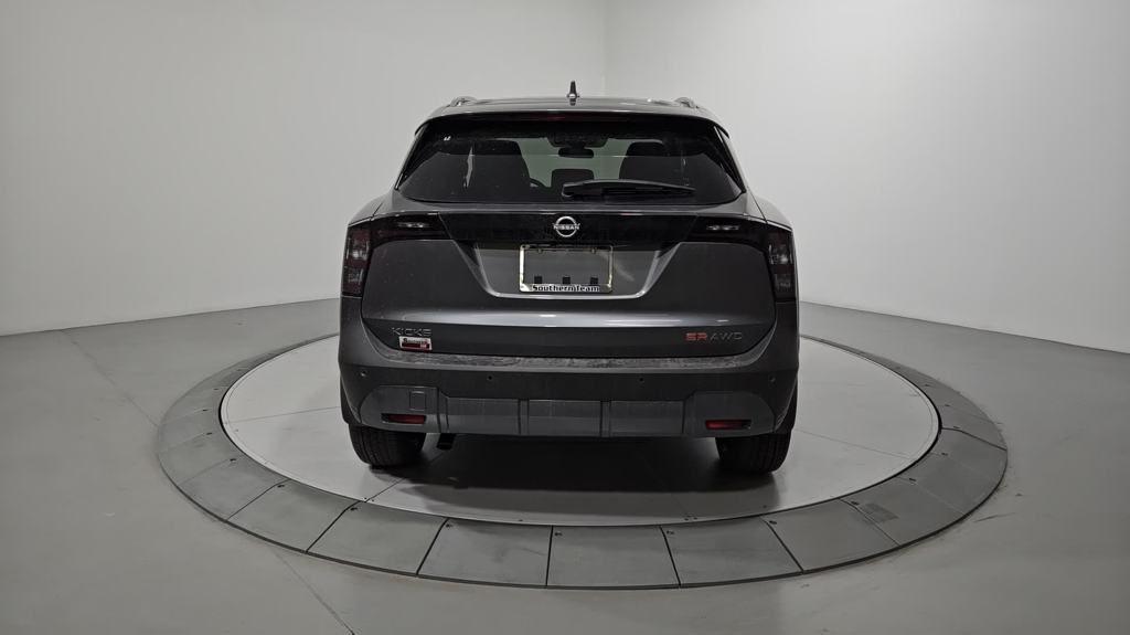new 2025 Nissan Kicks car, priced at $26,084