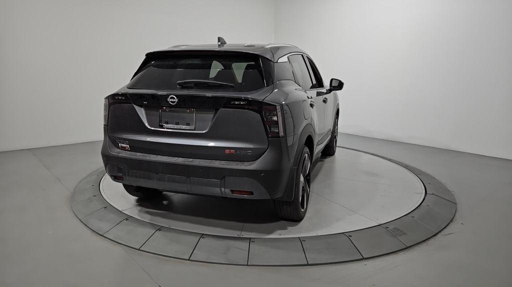 new 2025 Nissan Kicks car, priced at $26,084