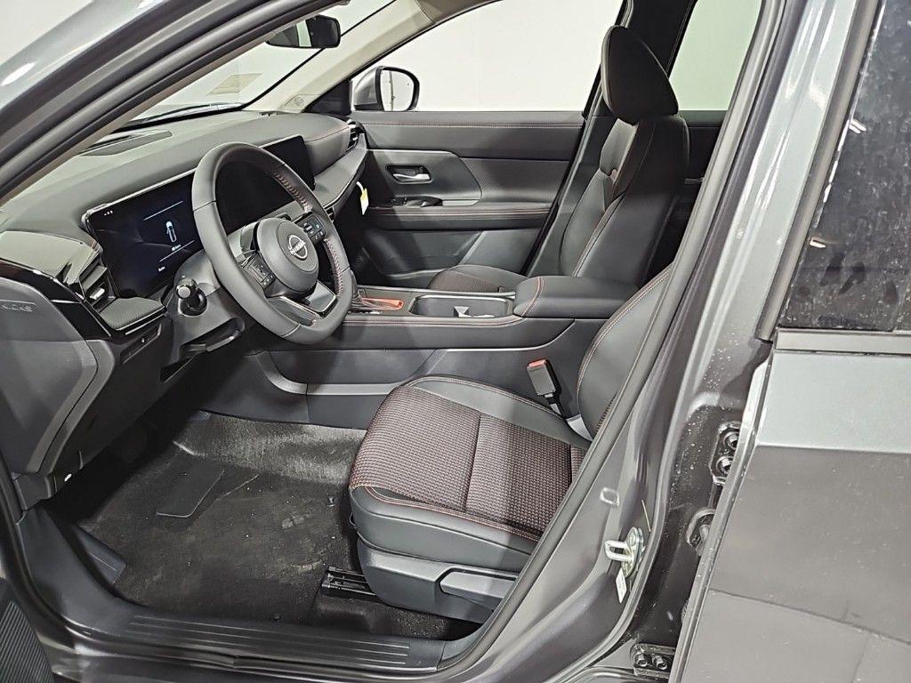 new 2025 Nissan Kicks car, priced at $26,084