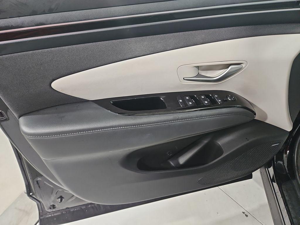 used 2024 Hyundai TUCSON Hybrid car, priced at $28,648