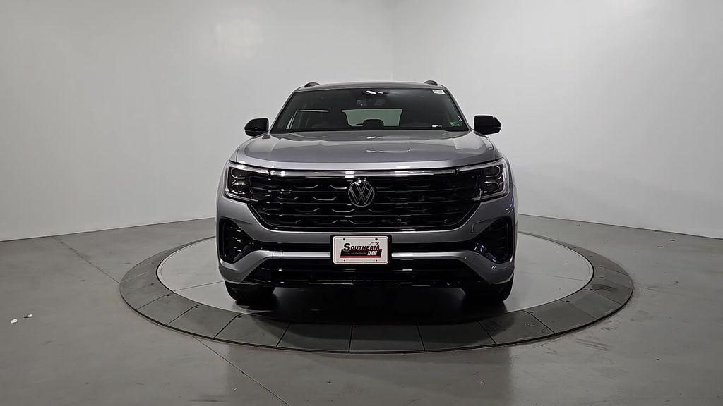 new 2026 Volkswagen Atlas Cross Sport car, priced at $48,864