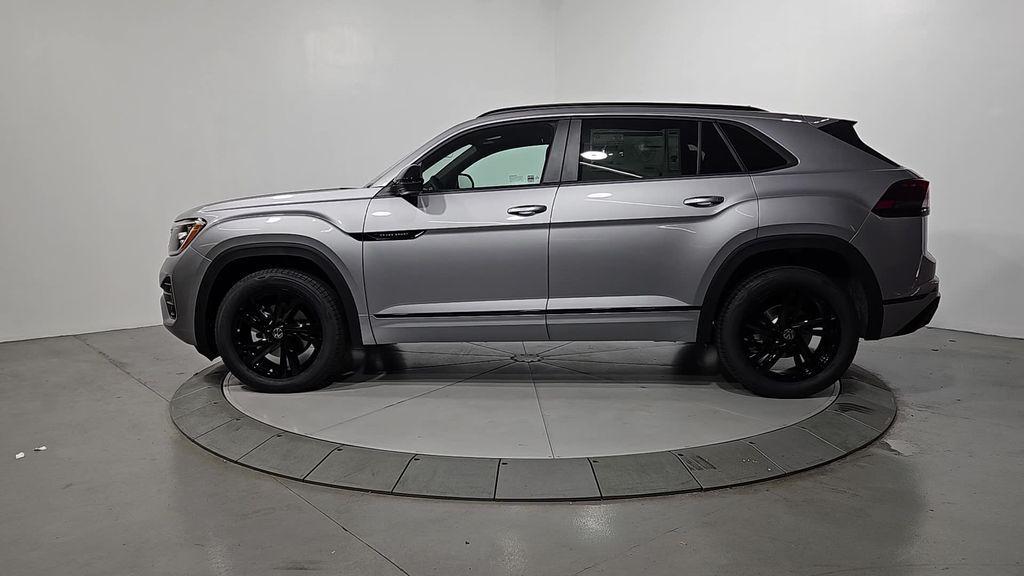 new 2026 Volkswagen Atlas Cross Sport car, priced at $48,864