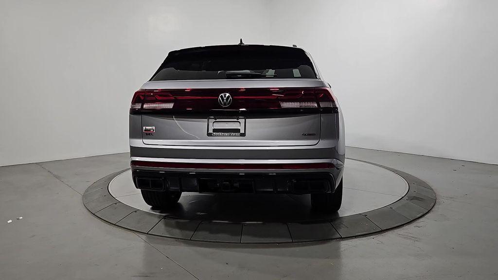 new 2026 Volkswagen Atlas Cross Sport car, priced at $48,864